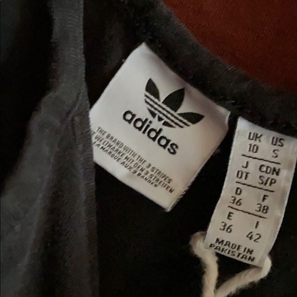 Robe Adidas Originals - Picture 2 of 2